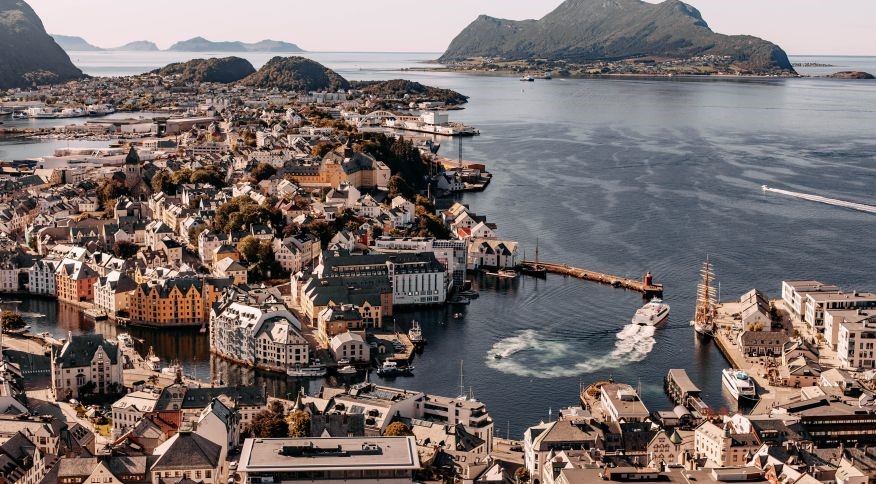 Noruega descobre enorme tesouro de metais e minerais no fundo do mar